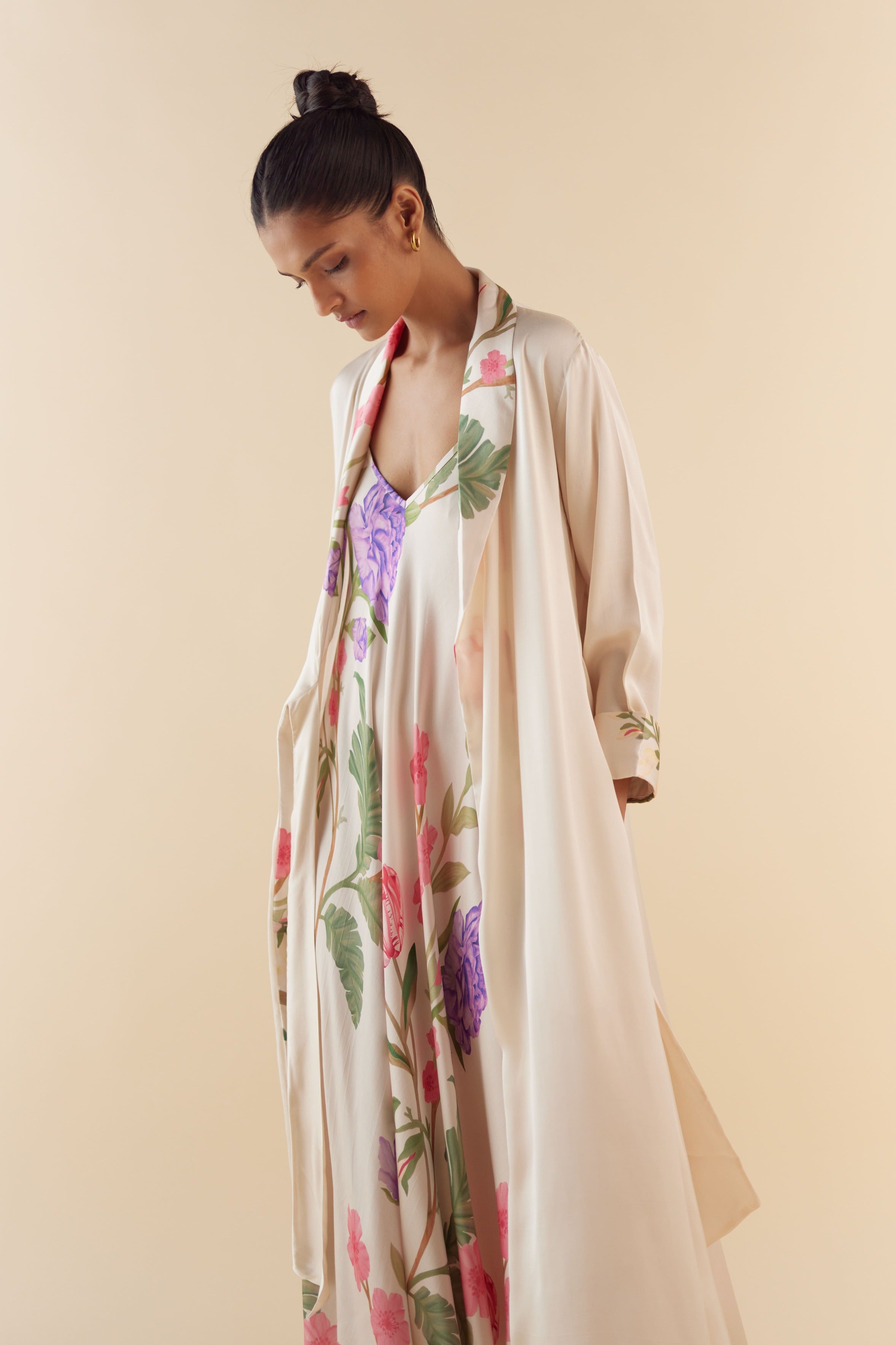 Cuffed Lounge Robe in Ivory White Sleeplove