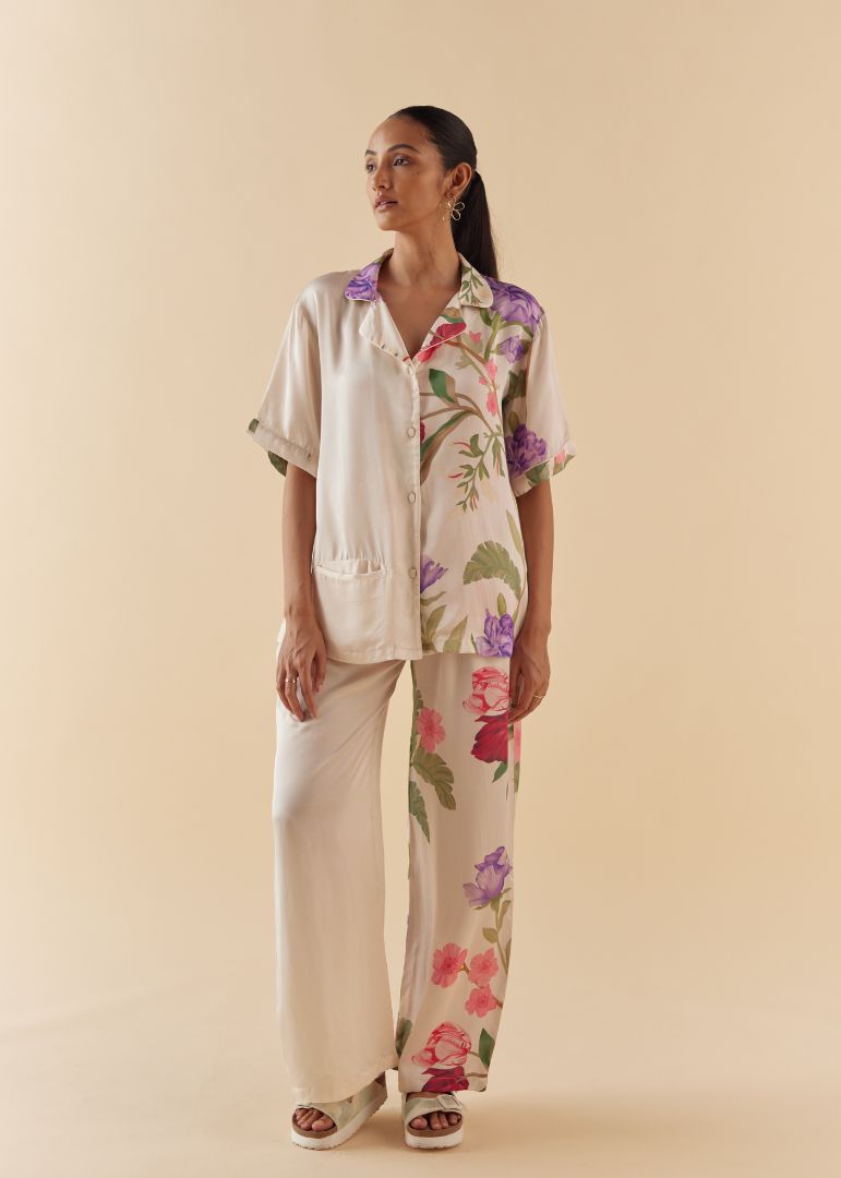 Chic Floral Dream Lounge to Sleep Pajama Set – Soft Pajama Set for Women