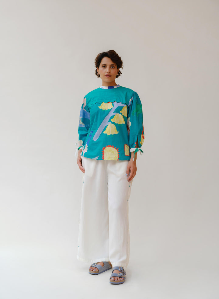 Two- way scalloped lounge set
